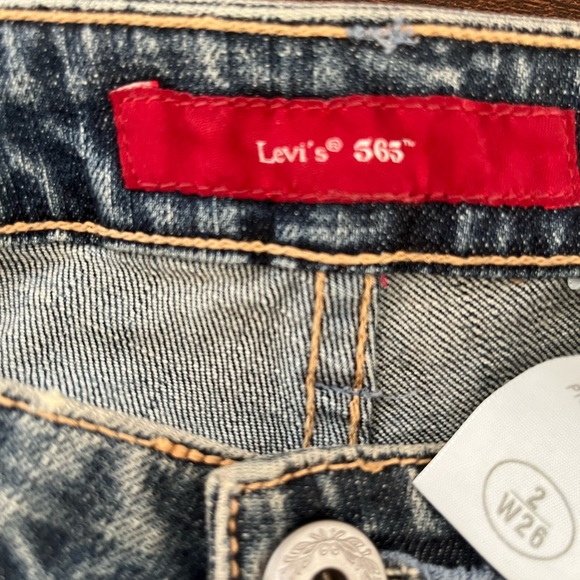 LEVI’S classic 365 Bermuda shorts - size 2/26 - Picture 4 of 8